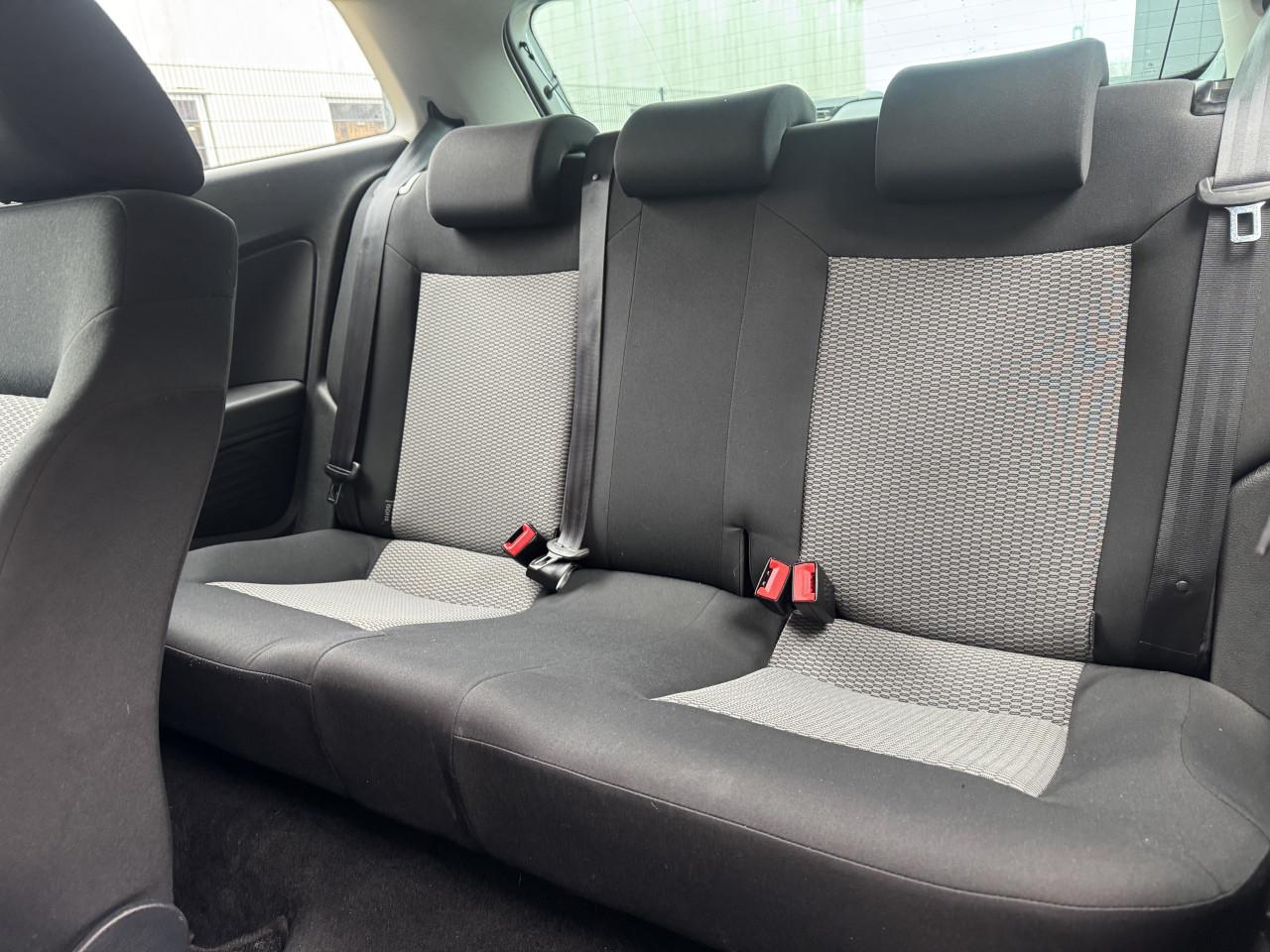 Volkswagen Polo 1.2 Easyline 44KW 2010 Grijs Airco Apk Navi