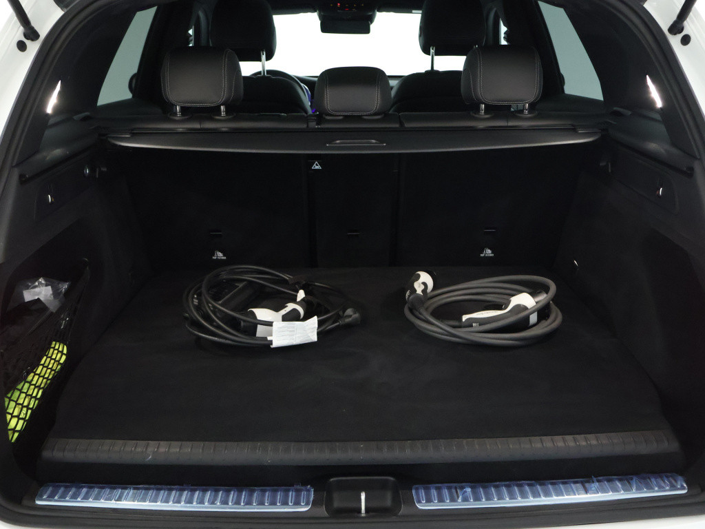 Mercedes-Benz Glc 300 e 4matic premium plus | trekhaak | panoramadak | sfee