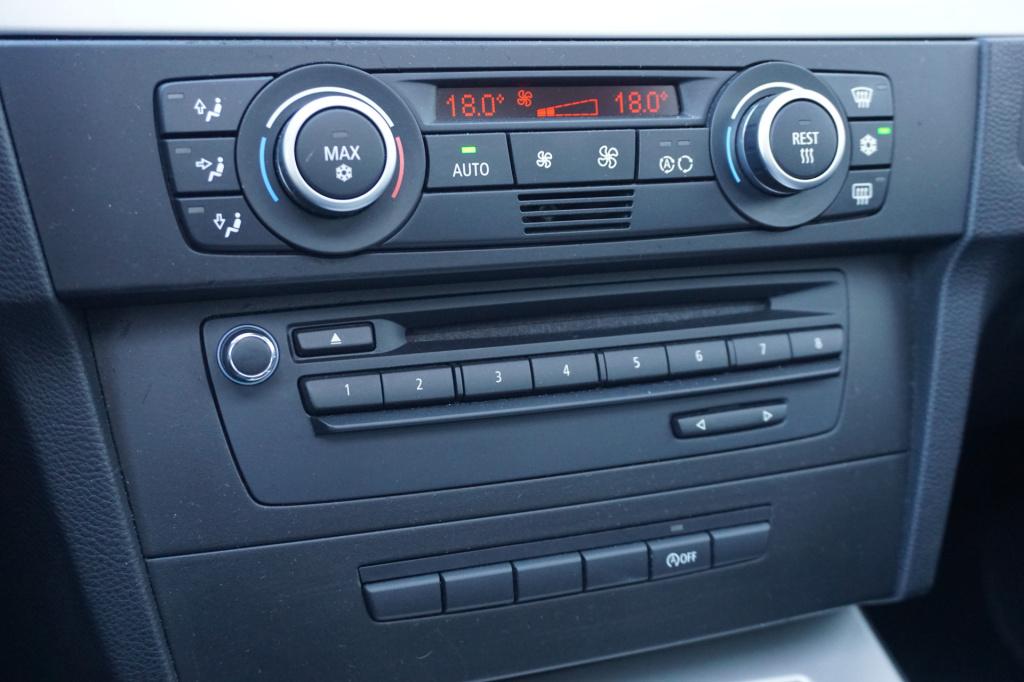 BMW 3-serie 318i business line climate / navi / cruise / pano / elektr. ram