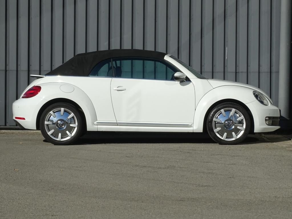 Volkswagen New Beetle cabriolet 1.2 tsi design bluemotion