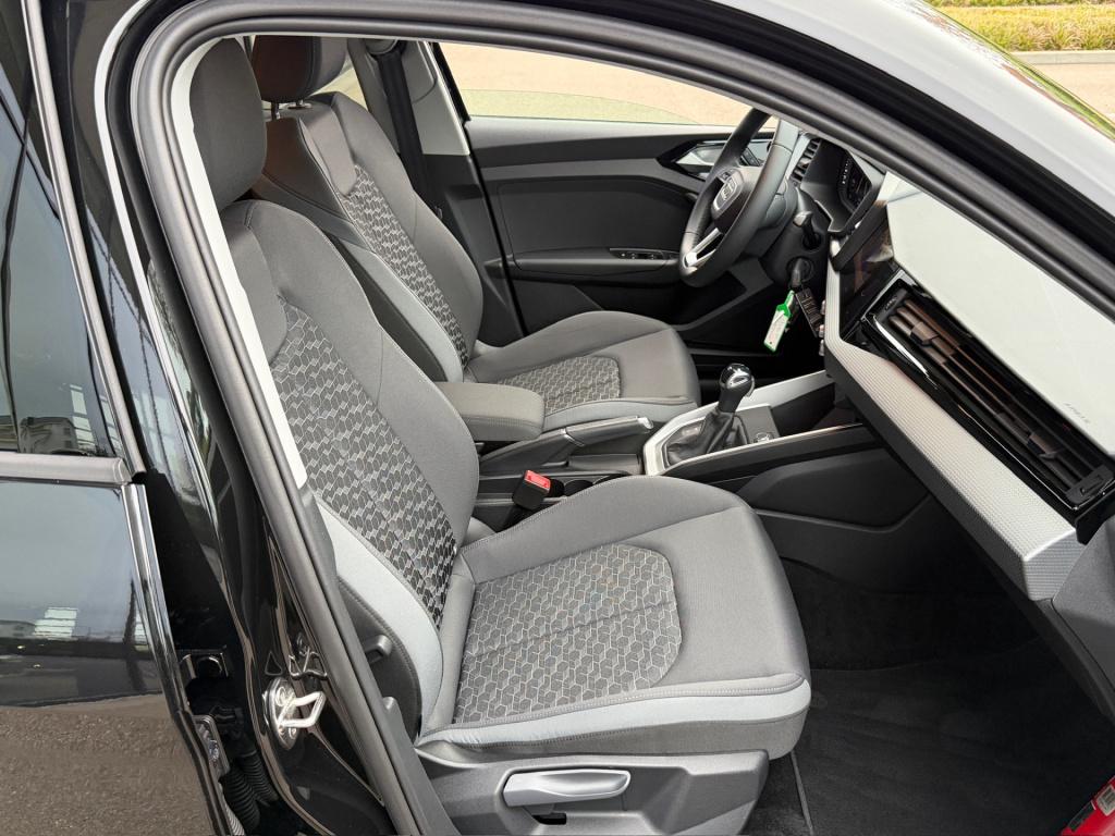 Audi A1 allstreet 30 tfsi 116pk s-tronic advanced edition | led | camera | 