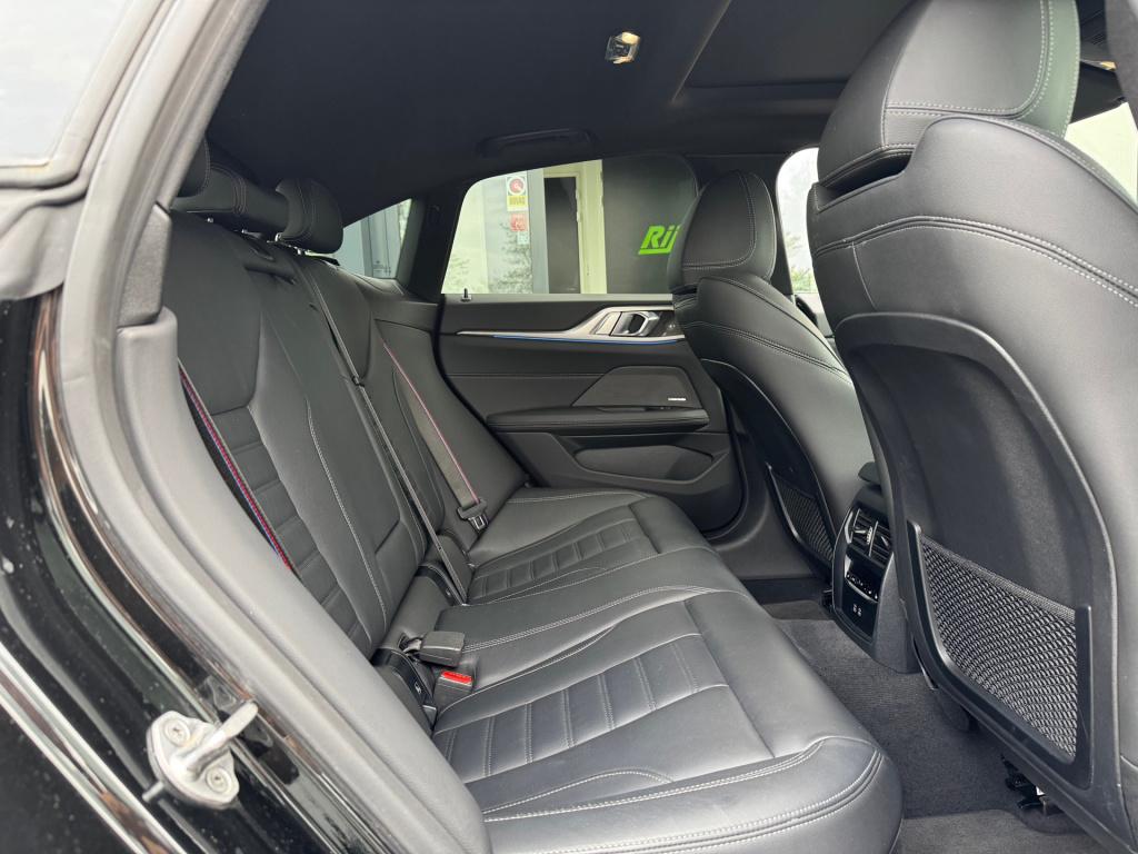 BMW 4 Serie gran coupé m440i xdrive m-sport * 360 camera * 20 inch * laserl