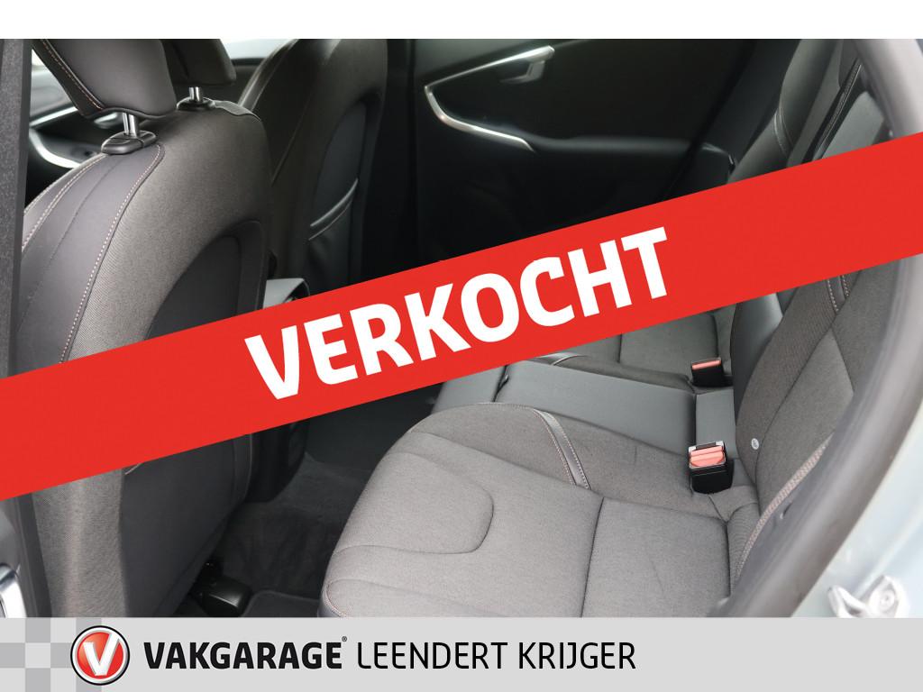 Volvo V40 cross country 2.0 t3 momentum|trekhaak|volledig rijklaar|12 maand