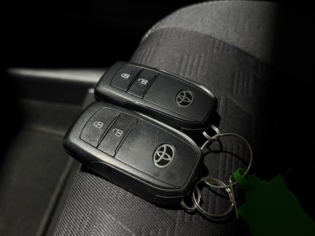 Toyota Yaris 1.5 hybrid 115 dynamic | pack comfort |