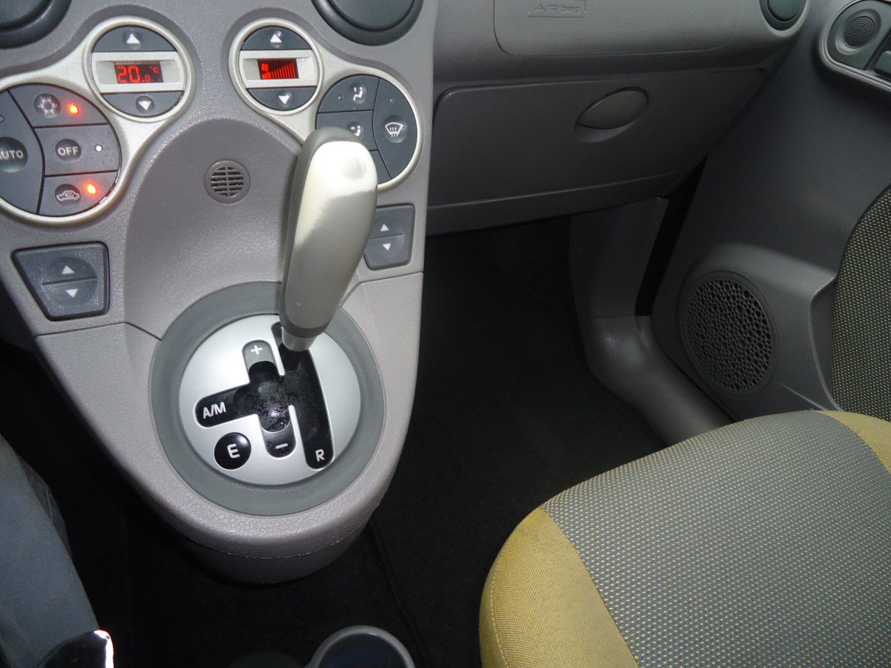 FIAT PANDA 1.2 5DRS  EMOTION AUTOMAAT