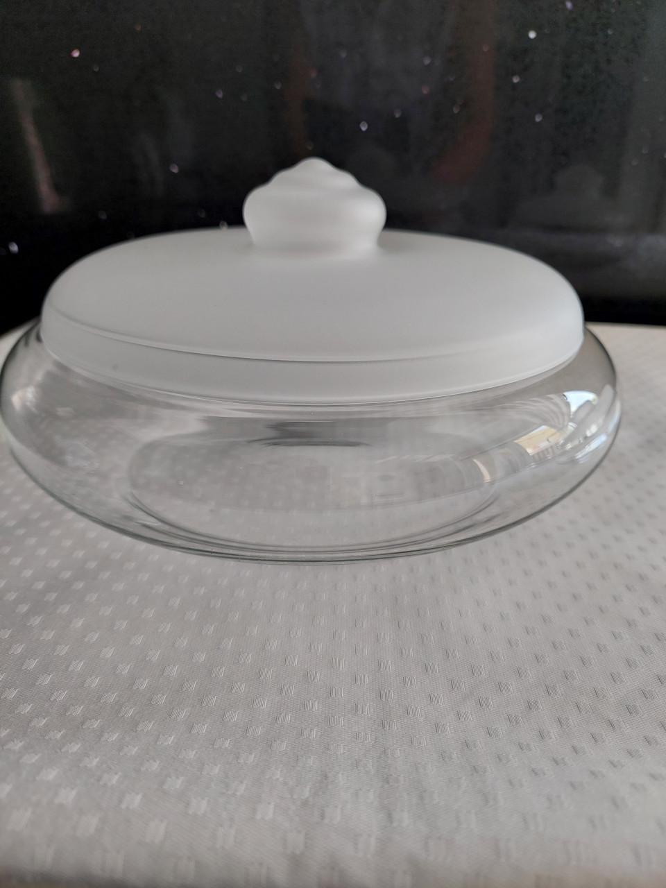 Koekschaal en bonbonniere Leerdam