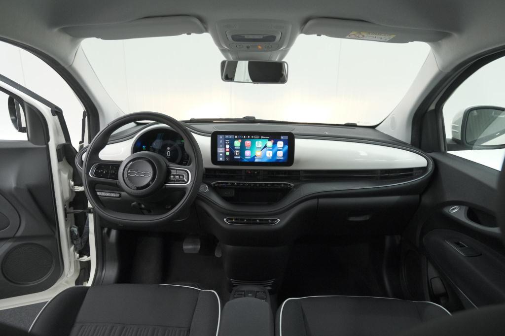 Fiat 500 urban 42 kwh | soh 96.8% | 3 fase laadfunctie | camera | apple car