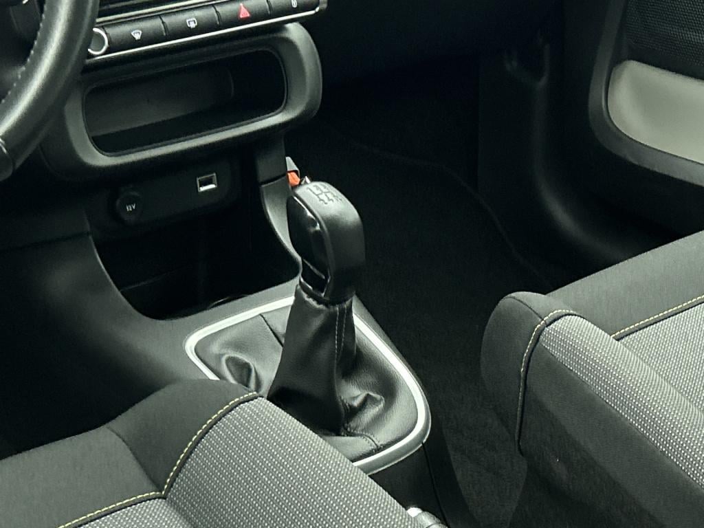 Citroen C3 82 pk shine | rijklaar | camera | navigatie | 17" lmv |