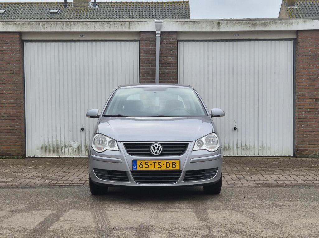 Volkswagen Polo 1.2 optive / origineel nl / airco