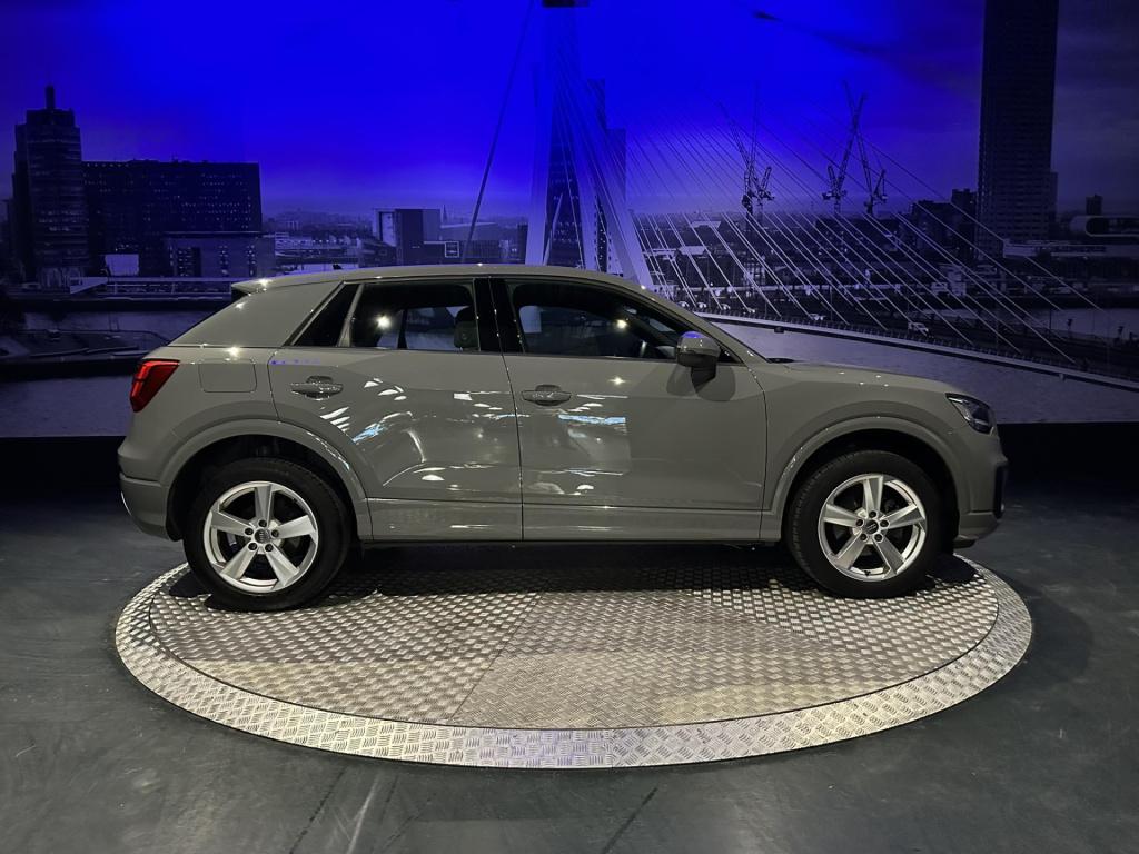 Audi Q2 35 tfsi epic *origineel nl*led*navi*carplay*camera*