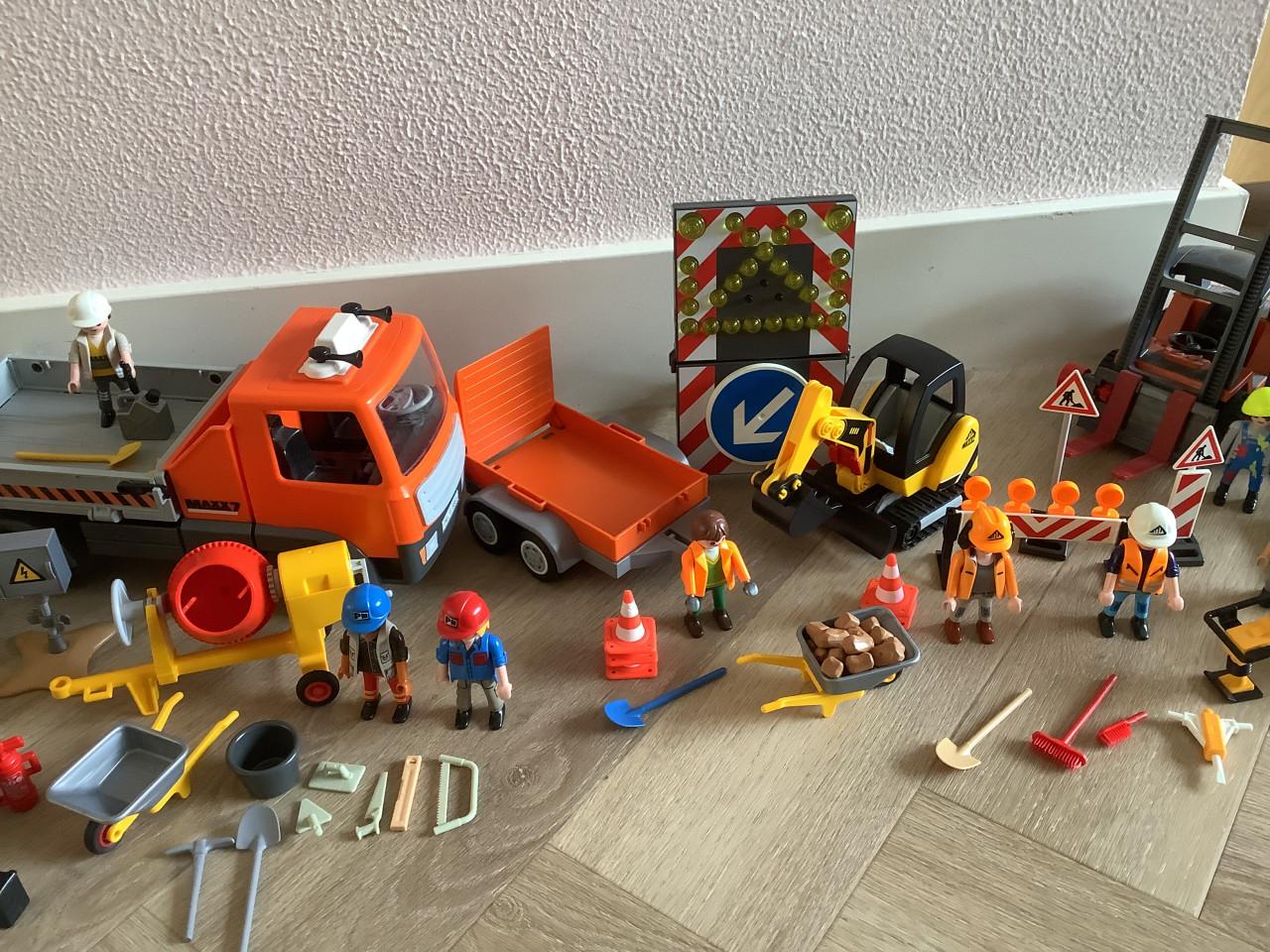 Partij Playmobil van 9 sets bouwvakkers