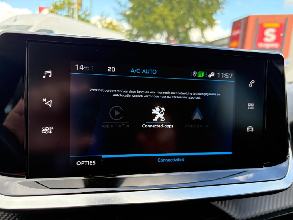 Peugeot 2008 1.2 puretech blue lease active