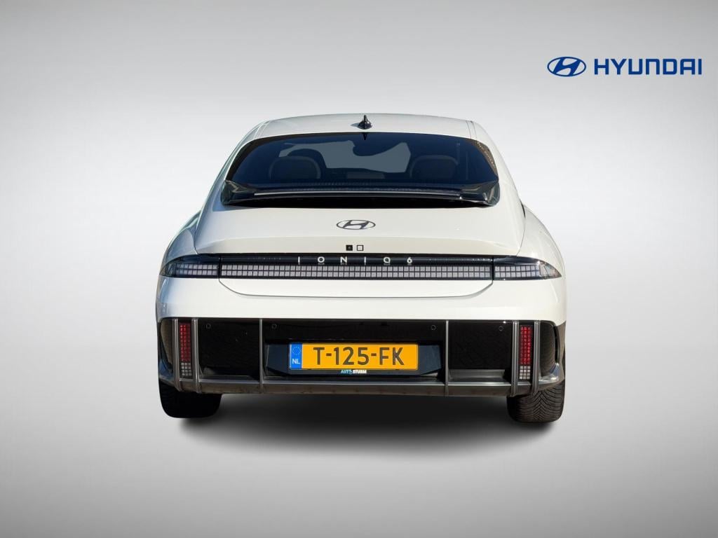 Hyundai Ioniq 6 lounge 77.4 kwh soh 97% + camera buitenspiegels!