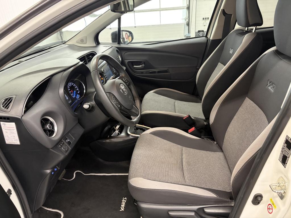 Toyota Yaris 1.5 hybrid y20 edition | cruise control | camera | clima
