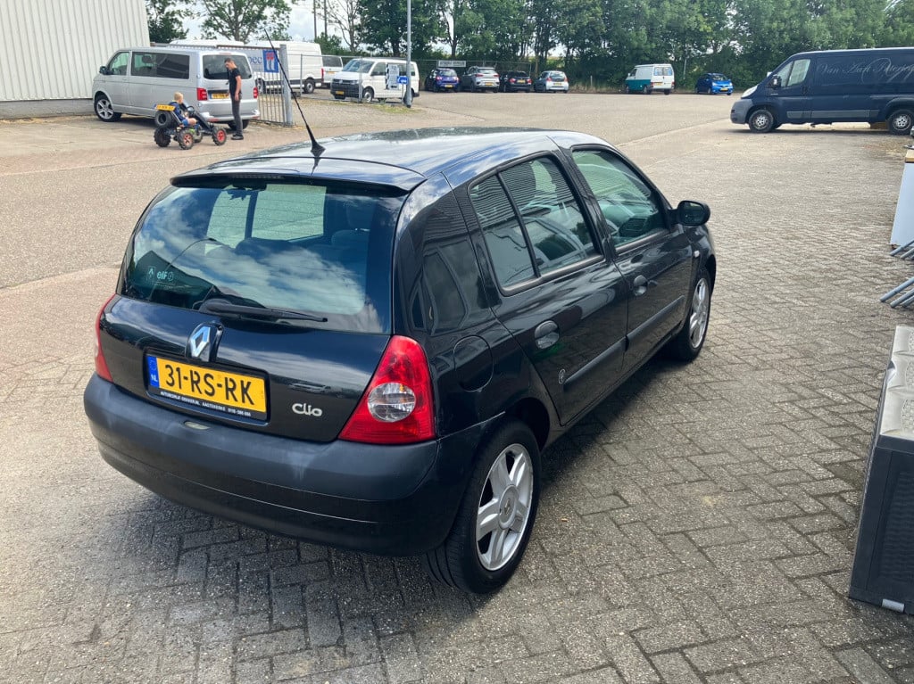 Renault Clio 1.2-16v excitement