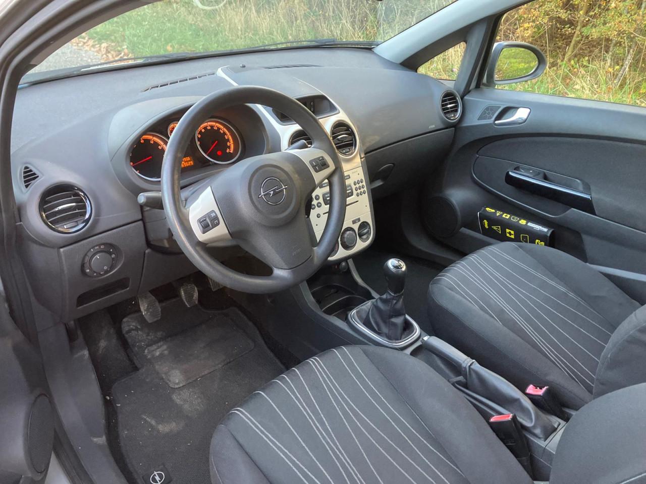 Opel Corsa 1.2