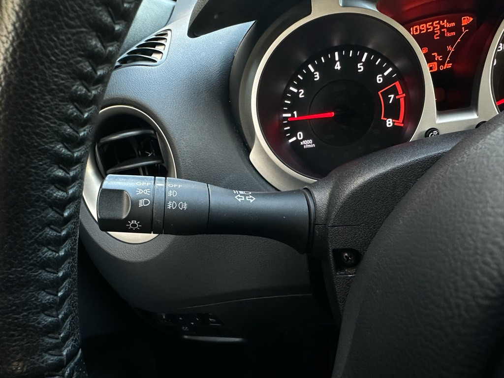 Nissan Juke 1.6 connect ed. cruise control / camera / climate