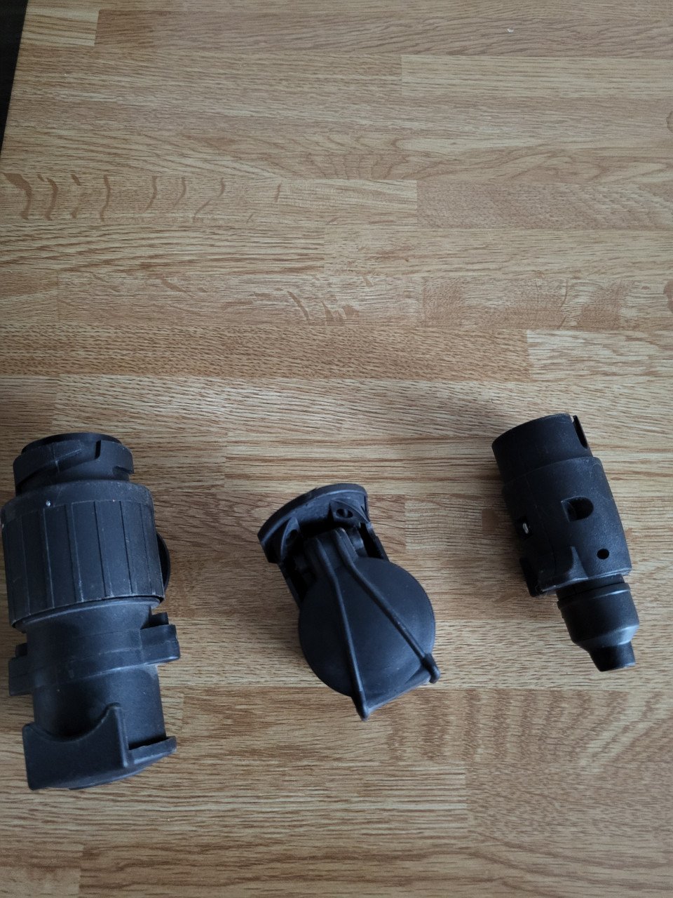 Stekkers voor auto cq kar of caravan