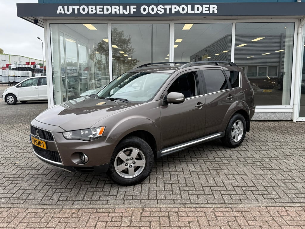 Mitsubishi Outlander 2.0 intro edition