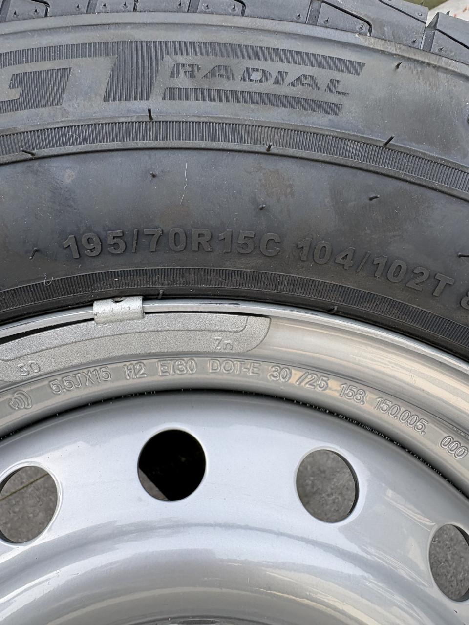 MaxMiler Pro 2 caravanband op stalen velg