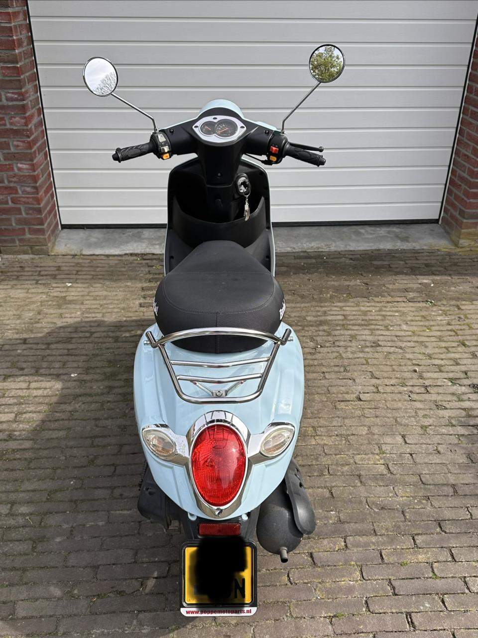 Berini New City scooter (45km)