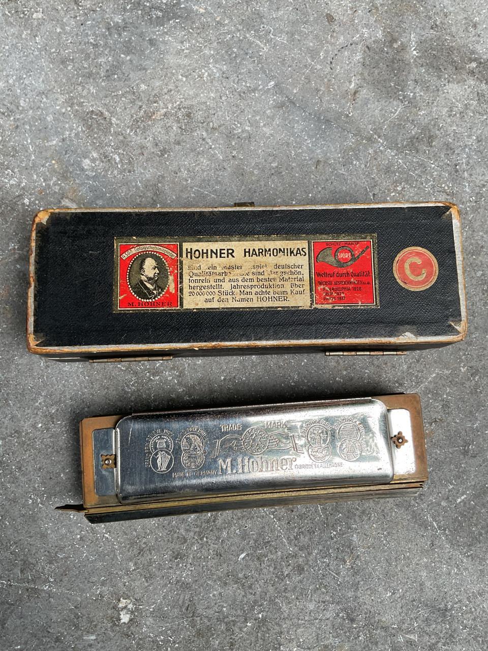 Hohner Chromonika 1 .