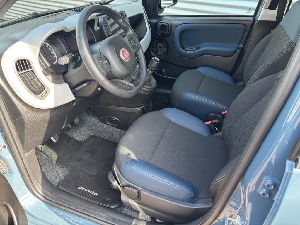 Fiat Panda 1.0 hybrid cross