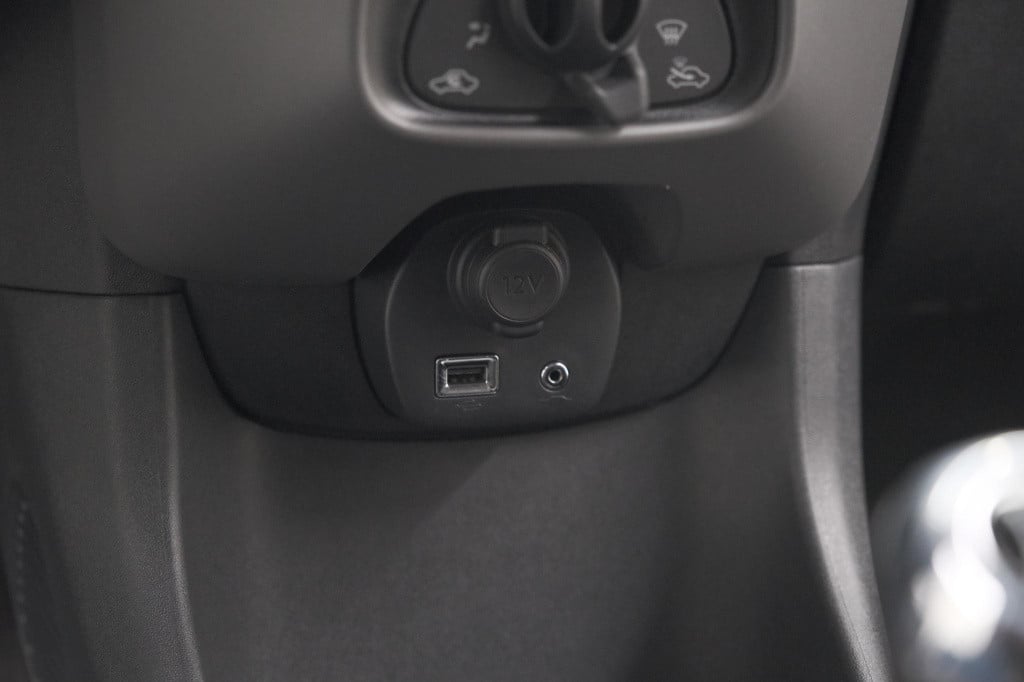 Peugeot 108 1.0 e-vti active | airco | bluetooth radio | getint glas | 5 de