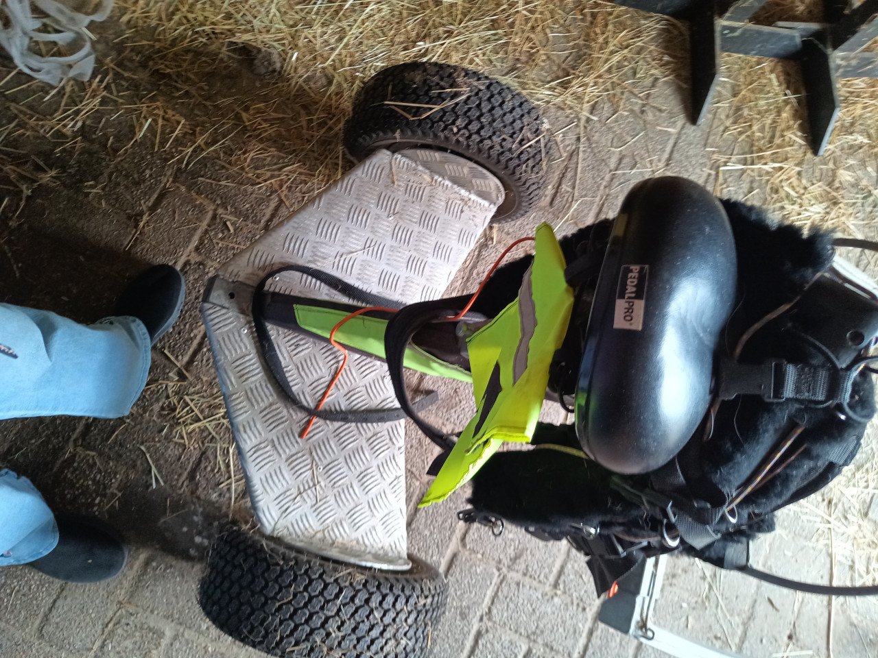 Saddle Chariot BB
