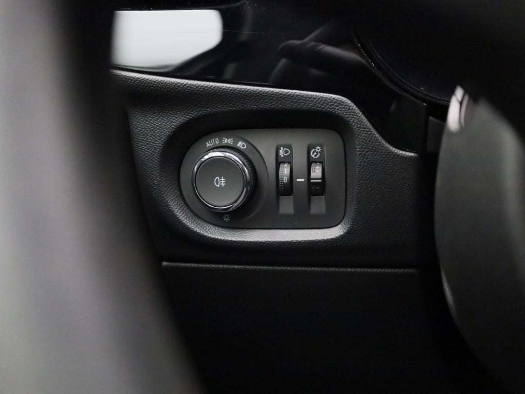 Opel Corsa-e edition 50 kwh | automaat | apple carplay / android auto | cli