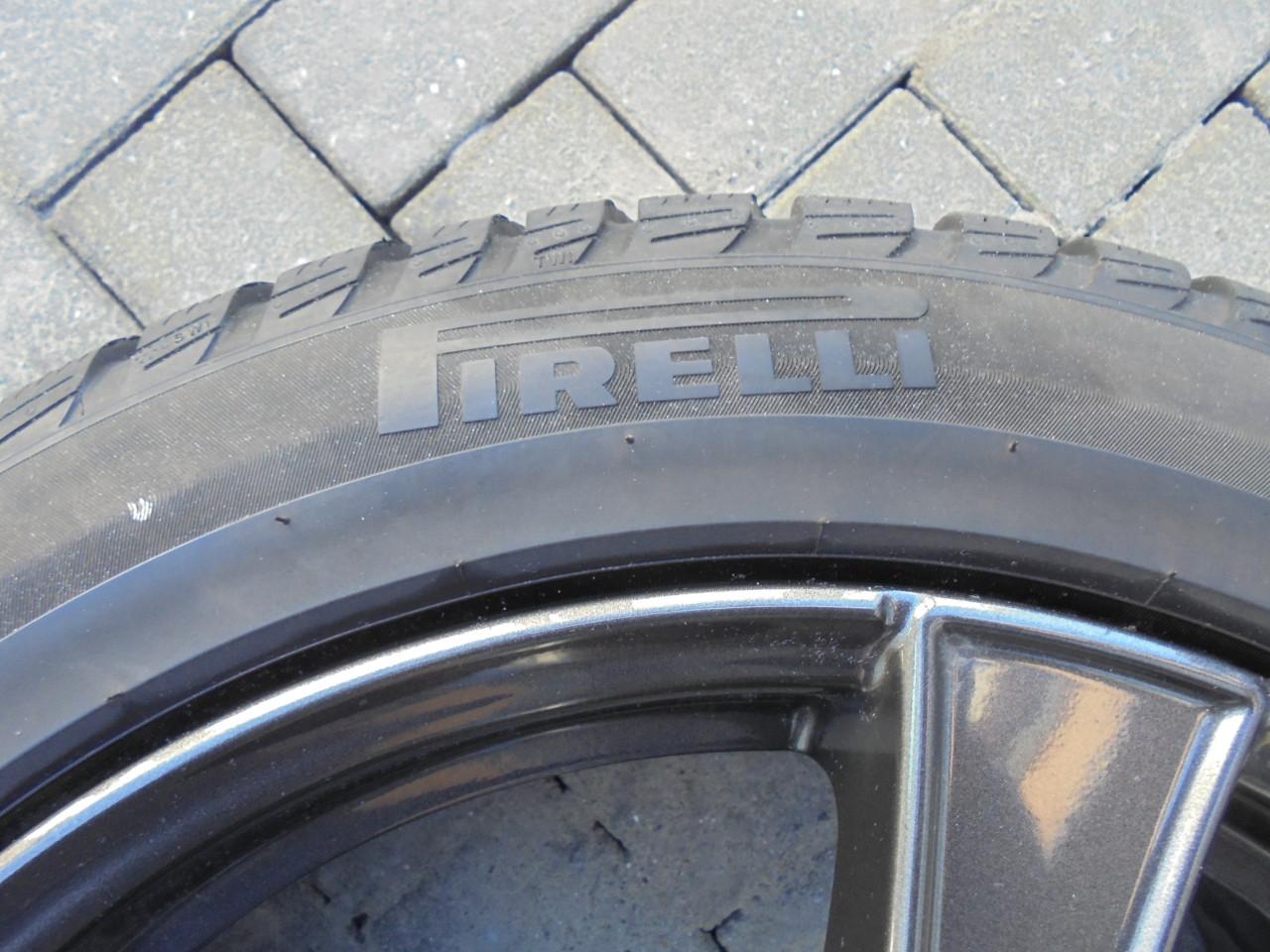 4 stuks Borbet Velgen 18 INCH met winterbanden van Pirelli van Skoda Karoq