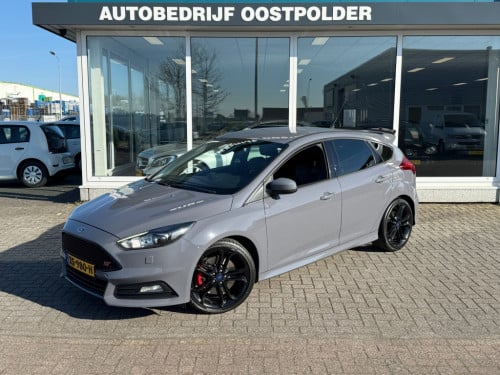 Ford Focus 2.0 st-3