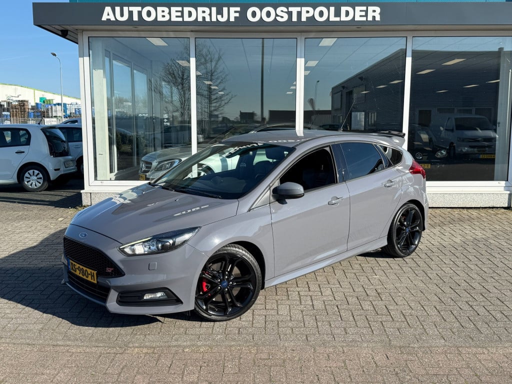 Ford Focus 2.0 st-3