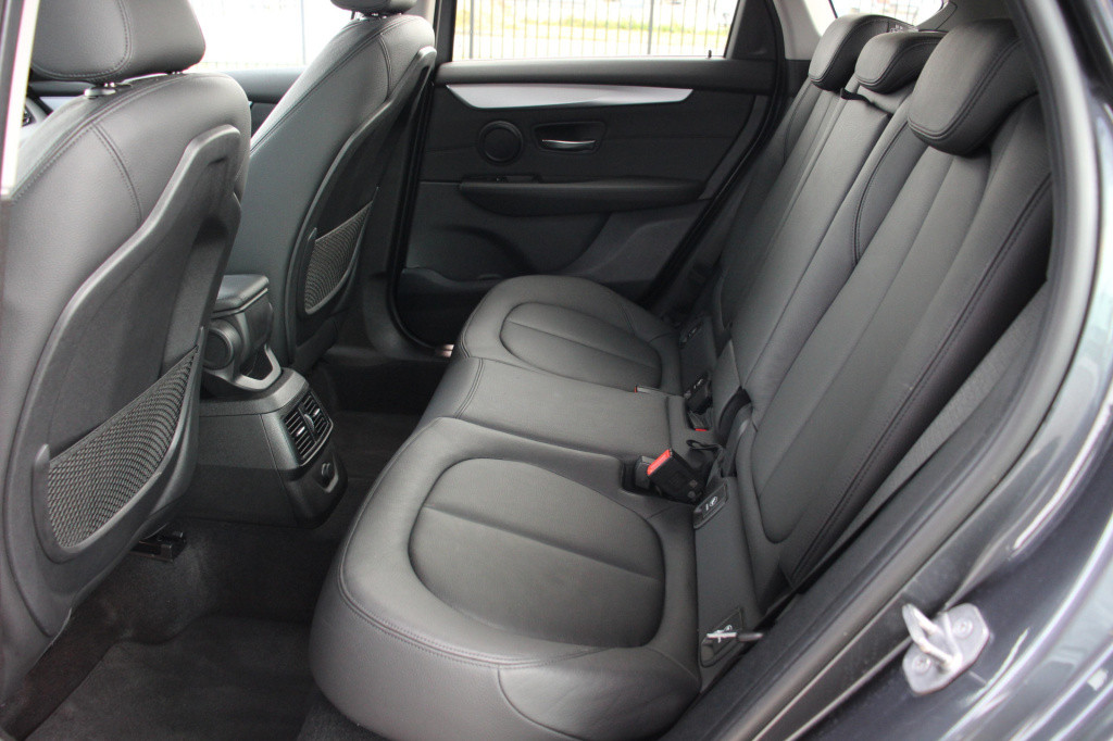 BMW 2-serie active tourer 216i centennial high executive | leder | hud | de
