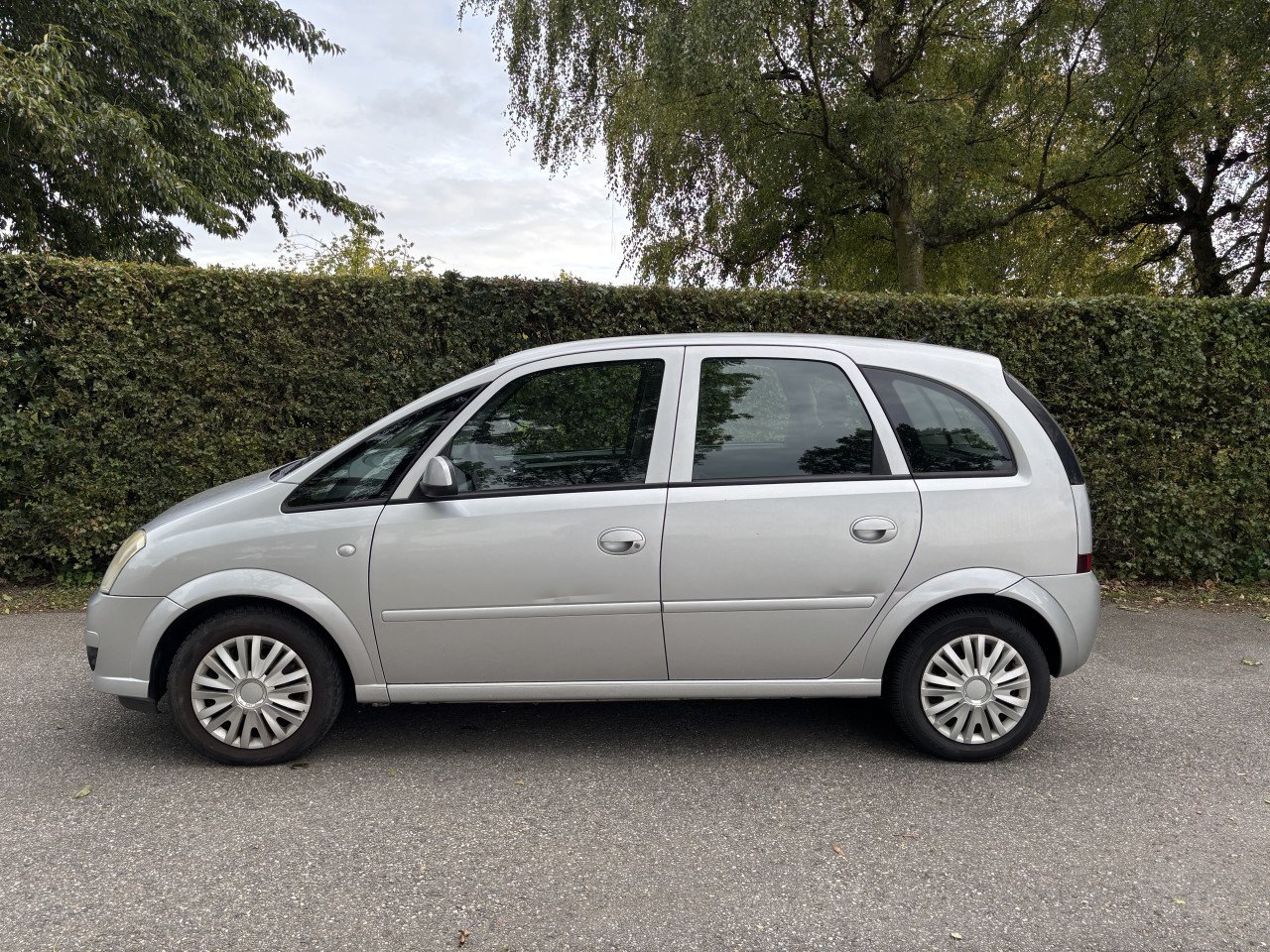 Opel Meriva - 1.6 Benzine - 105PK - Met trekhaak