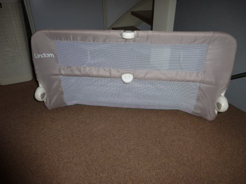 Gratis Lindam bedhekje kinderbed