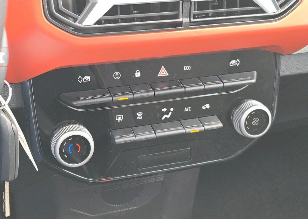 Dacia Spring expression 65 - dc lader 30 kwh