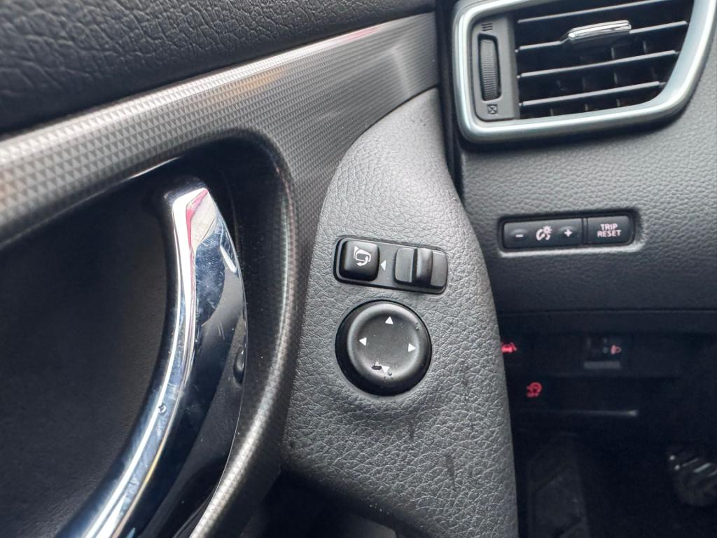 Nissan Qashqai 1.2 n-connecta