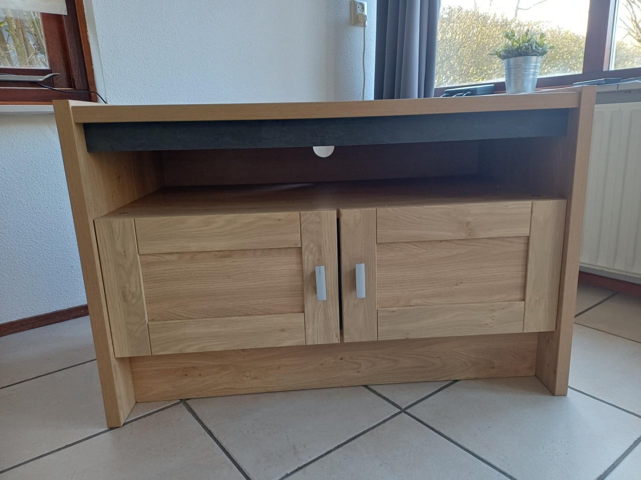 Tv meubel zo goed als nieuw