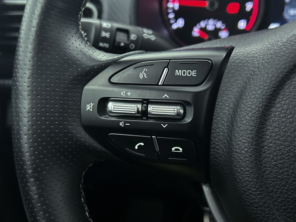 Kia Stonic 1.0 t-gdi mhev gt-plusline | trekhaak | navigatie | parkeercamer