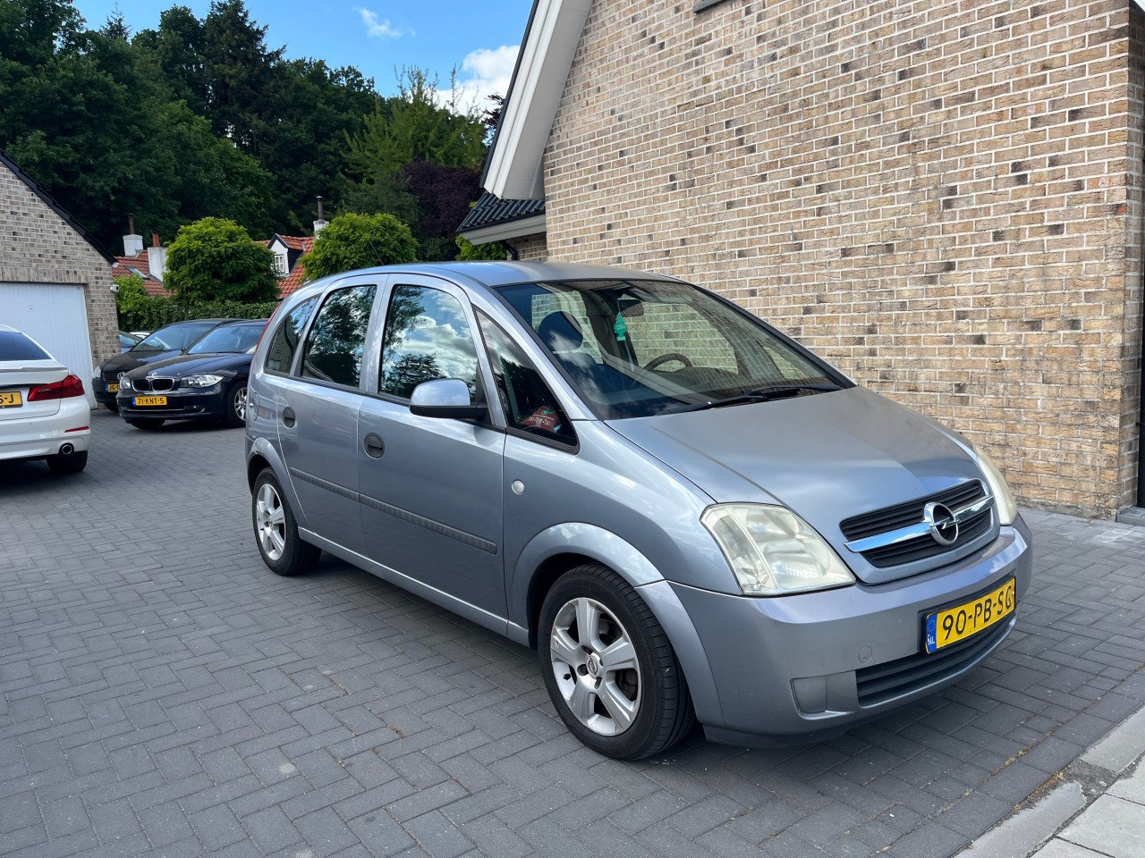 Opel meriva 1.6i maxx nieuwe apk