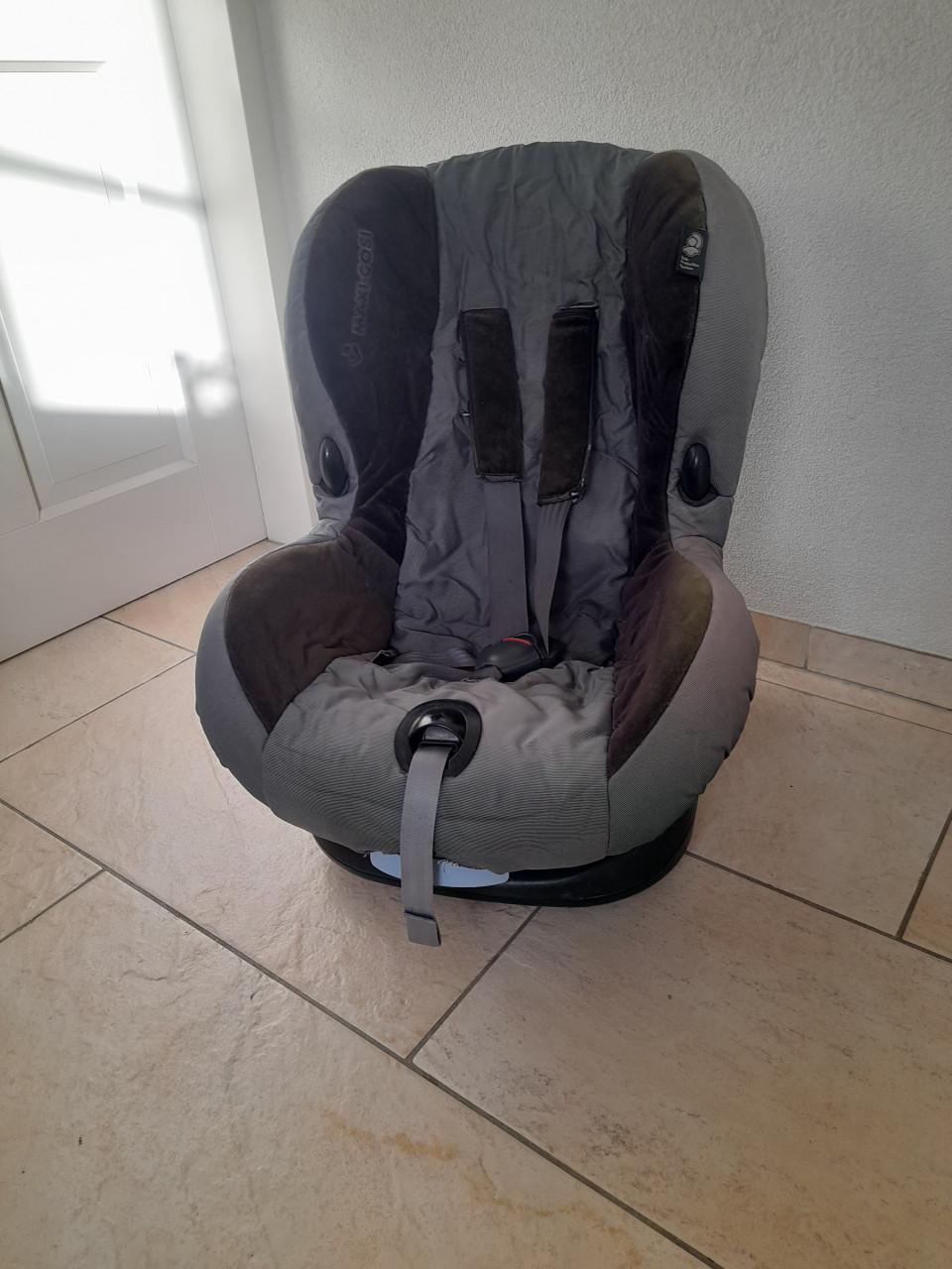 Maxi cosi autostoel 9/18 kg (in goede staat )
