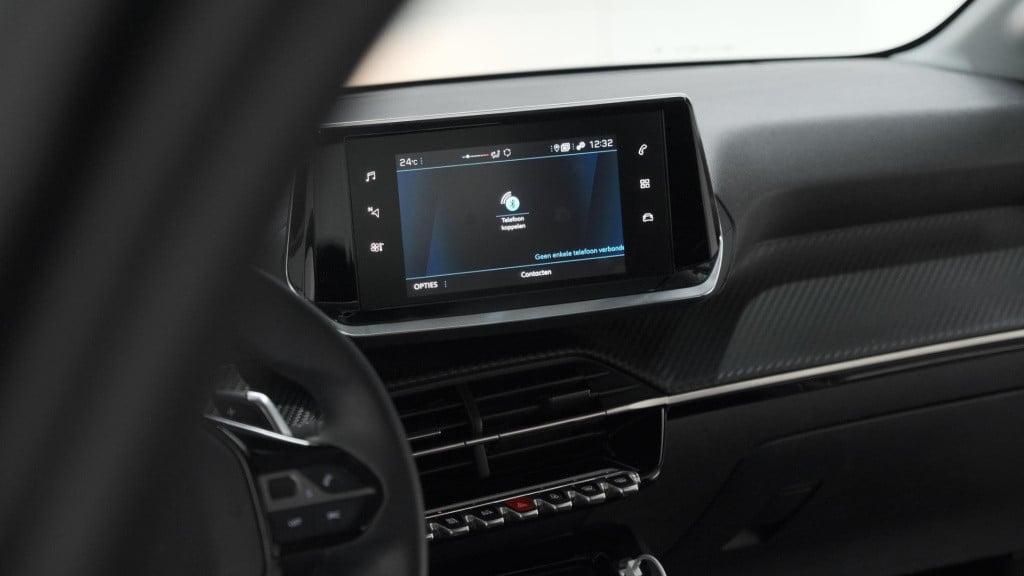 Peugeot 208 puretech 100 eat8 active | parkeersensoren | navigatie | apple 