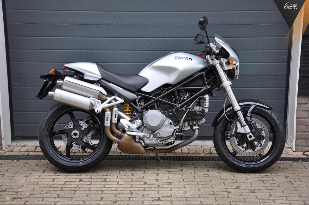 Ducati Monster S2R 1000 9500 kilometers!