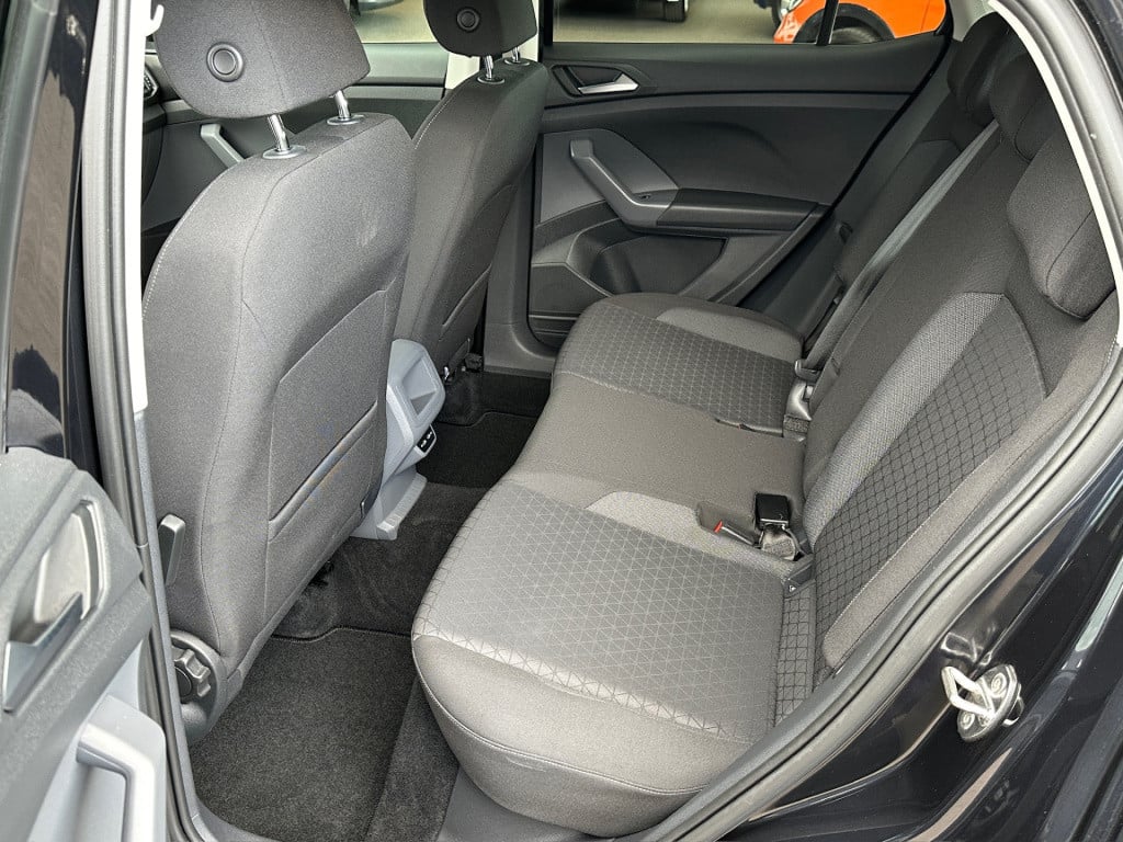 Volkswagen T-cross 1.0 tsi 110pk dsg life | carplay | adapt. cruise | rijkl