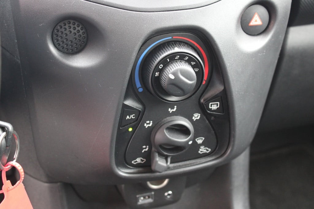 Toyota Aygo 1.0 vvt-i x-fun
