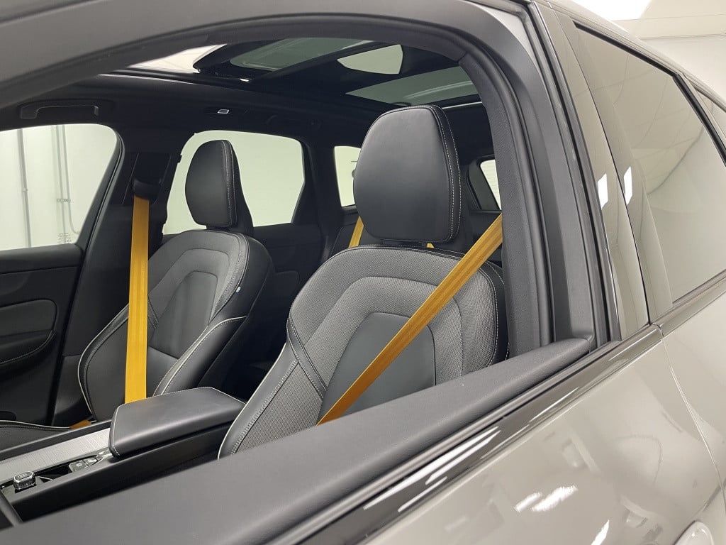 Volvo XC60 2.0 t8 awd polestar 455pk | silver dawn | long range | 360 camer