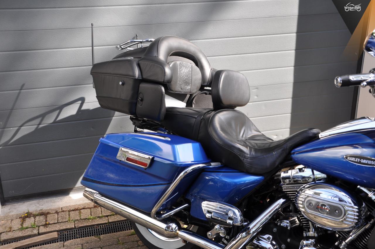 Harley Davidson Electra Glide Classic Ultra CVO 110 FLHTCUSE