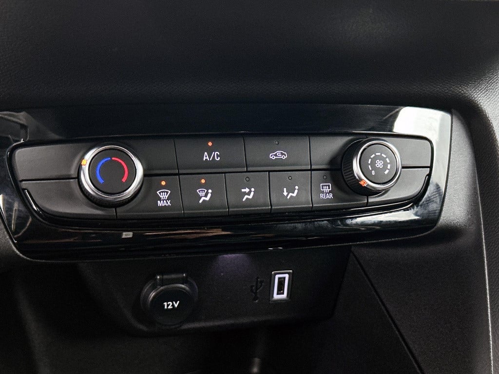 Opel Corsa 1.2 turbo gs | camera | 16" lichtmetalen velgen | apple carplay/