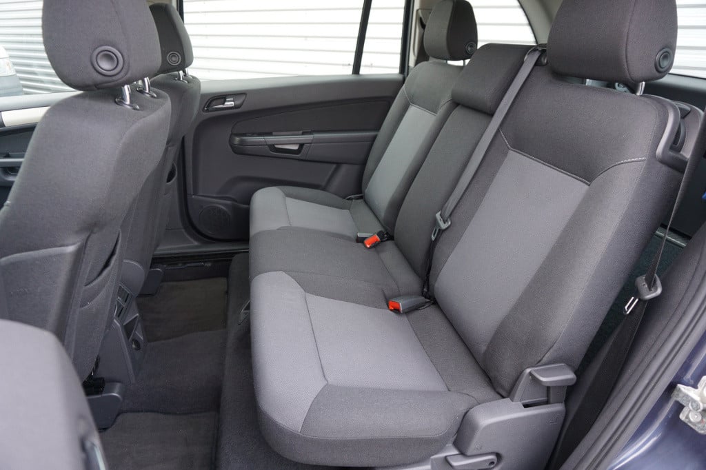 Opel Zafira 2.2 temptation - 7p. - automaat- climate / navi / cruise / park